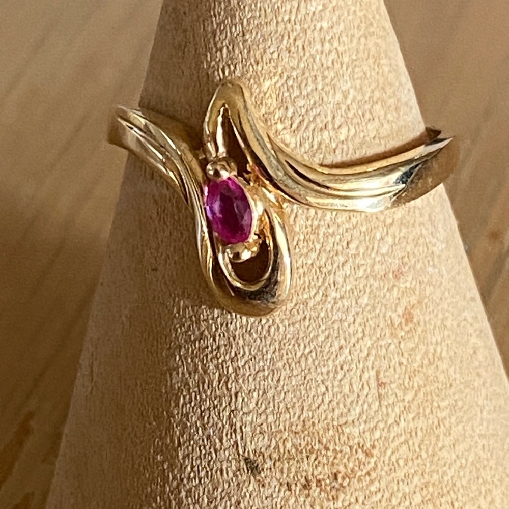 Pink Tourmaline 14K Gold Ring, Size 6,